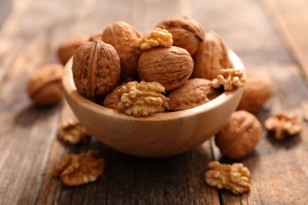 تصویر 3 از خرید گردو تویسرکان پوست کاغذی + قیمت فروش استثنایی
